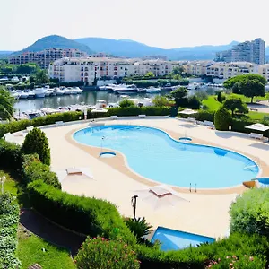Somptueux 3 Pièces Vue Sur Piscine Hébergement de vacances